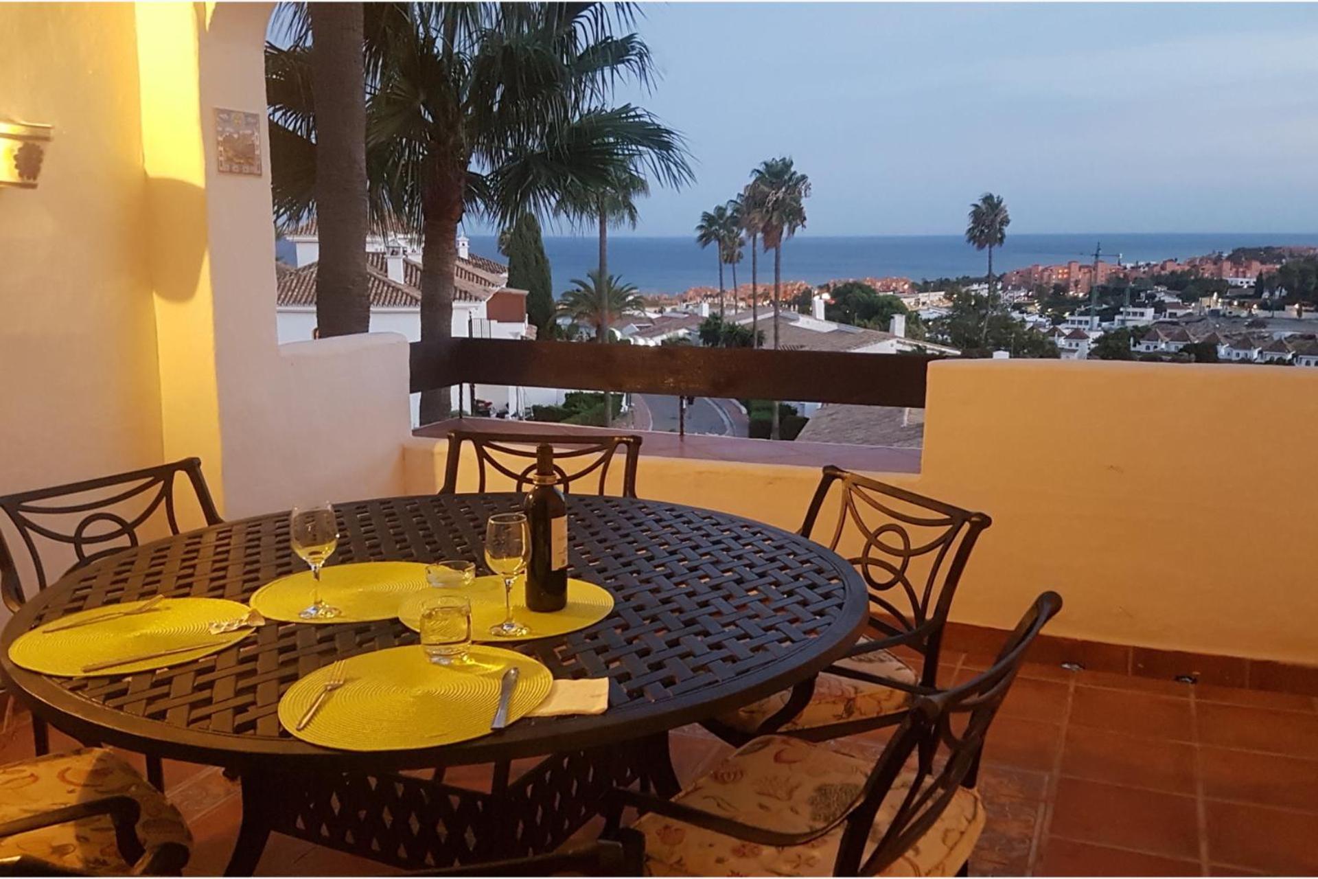 Modern Duquesa 2 Bed Outstanding View Of Sea Golf *